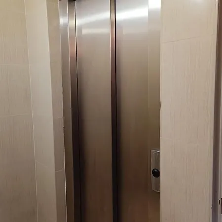 דירה Piso El Serrallo